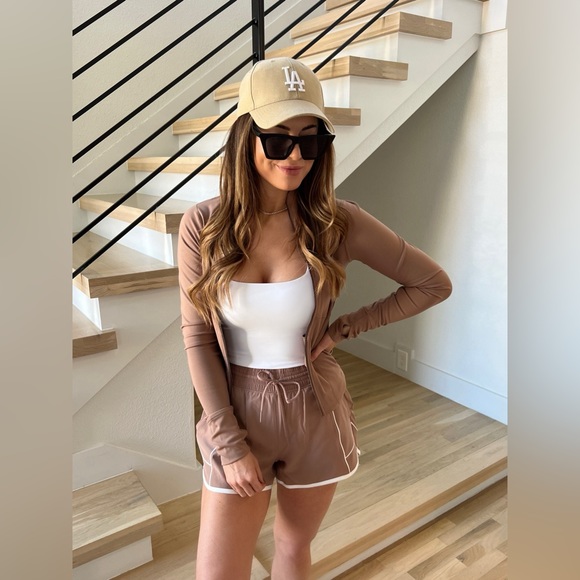 YPB sculptLUX Long- Sleeve Full Zip - Picture 1 of 1